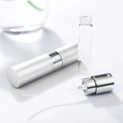 Scenty - Parfum Verstuiver Navulbaar - Mini Parfum Flesje - Reisflesje - Zilver -Parfum Promotiewinkel 1200x1200 186