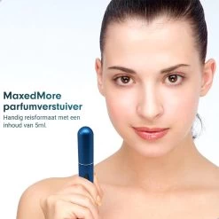 MaxedMore Navulbare Parfumverstuiver 5ml Blauw - 65 Keer Spraybare Parfum Verstuiver - Hervulbaar Tasverstuiver Voor Parfum - Meeneem Mini Geur Flesje Voor Op Reis - Lipstick Formaat Navulbaar Parfumflesje -Parfum Promotiewinkel 1200x1200 225