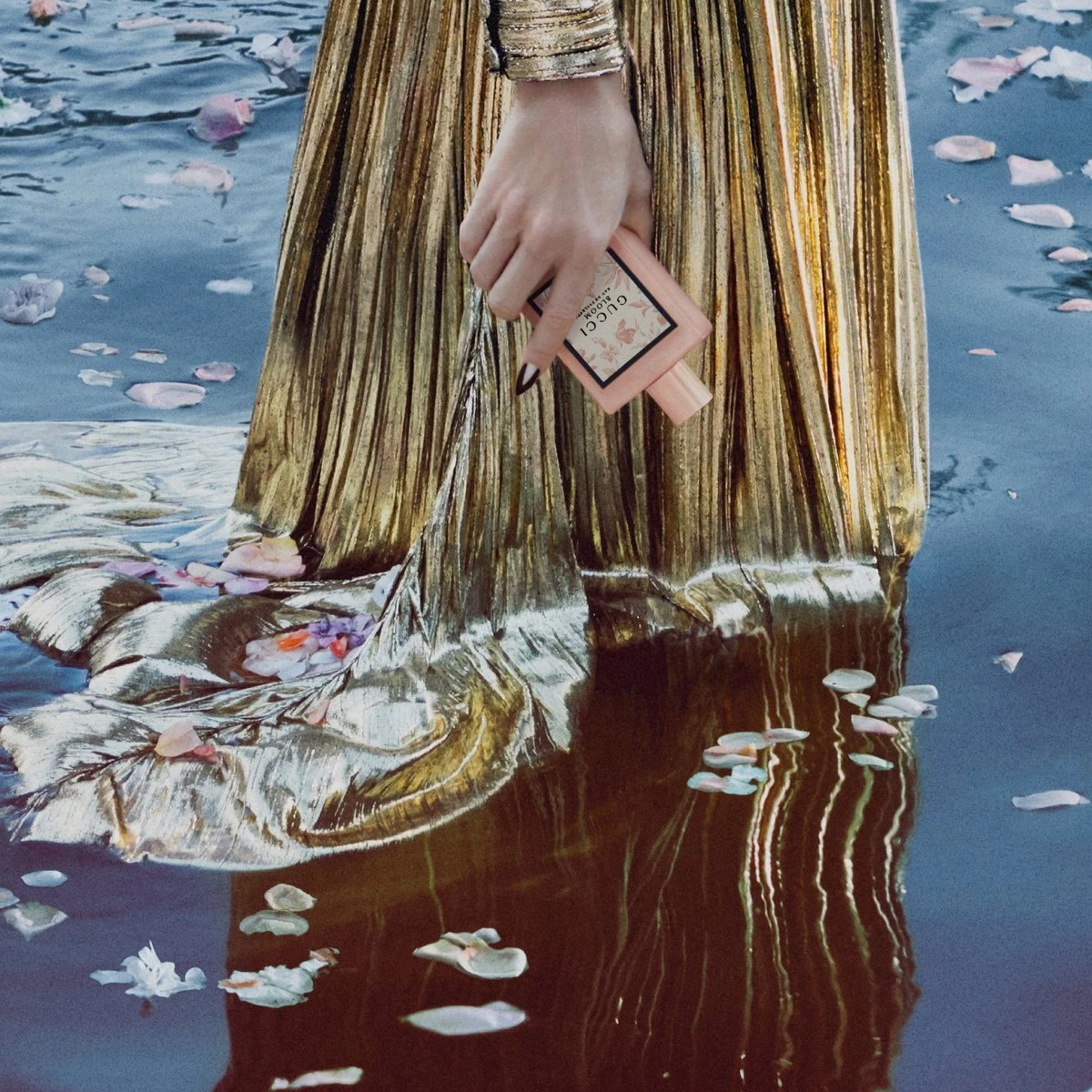 Gucci Bloom - 100 Ml - Eau De Toilette Spray - Damesparfum 10 Gucci Bloom - 100 Ml - Eau De Toilette Spray - Damesparfum - Afbeelding 10