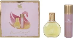 Gloria Vanderbilt Gloria Vanderbilt Giftset 250 Ml 13 Gloria Vanderbilt Gloria Vanderbilt Giftset 250 Ml -Parfum Promotiewinkel 1200x632 1