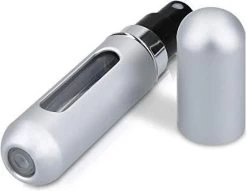 MaxedMore Navulbare Parfumverstuiver 5ml Rood/Licht Roze/ Oranje/Groen/ Blauw/ Grijs - 65 Keer Spraybare Parfum Verstuiver - Hervulbaar Tasverstuiver Voor Parfum - Meeneem Mini Geur Flesje Voor Op Reis - Lipstick Formaat Navulbaar Parfumflesje -Parfum Promotiewinkel 1200x928 2