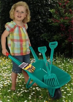 Klein Bosch Kruiwagen Met Tuingereedschap -Parfum Promotiewinkel 855x1200 1