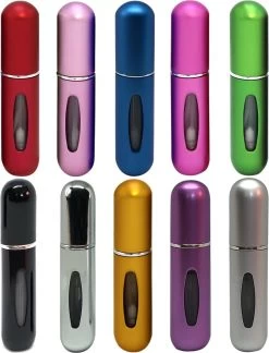 MaxedMore Navulbare Parfumverstuiver 5ml Zilver - 65 Keer Spraybare Parfum Verstuiver - Hervulbaar Tasverstuiver Voor Parfum - Meeneem Mini Geur Flesje Voor Op Reis - Lipstick Formaat Navulbaar Parfumflesje -Parfum Promotiewinkel 915x1200 2